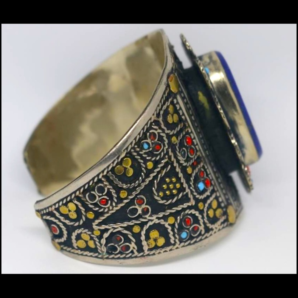 HANDMADE LAPIS LAZULI BRACELET